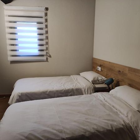 Apt 3 Atic Acollidor Al Centre De Vic - Aptgarbi Eksteriør billede