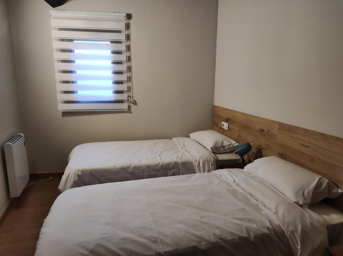 Apt 3 Atic Acollidor Al Centre De Vic - Aptgarbi Eksteriør billede
