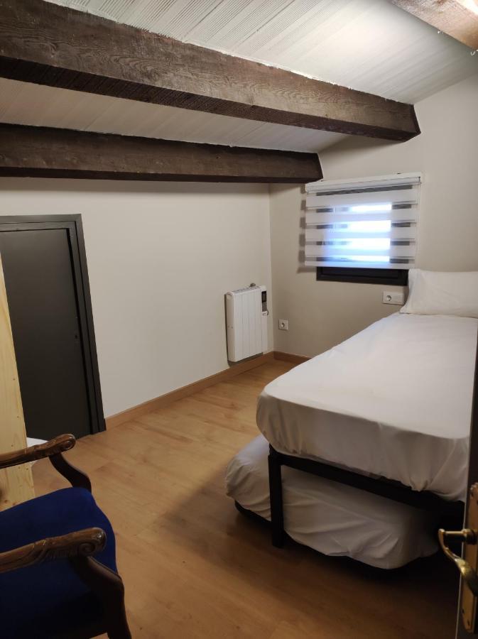 Apt 3 Atic Acollidor Al Centre De Vic - Aptgarbi Eksteriør billede
